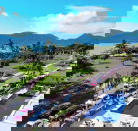 Holiday Inn Cairns Harbourside an IHG Hotel - Bet 4u