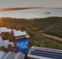 Moonlight Bay Suites - Click Find