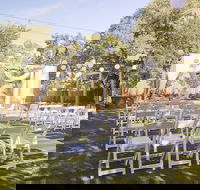 Brassey Hotel - Click Find