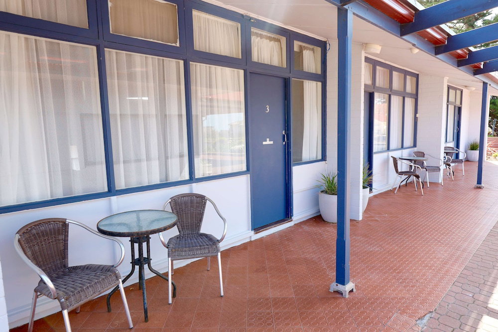 Hotels Robe SA Click Find