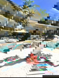 Cairns Queenslander Hotel Apartments