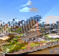 Central Dockside Apartment Hotel - Bet 4u