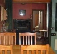 McIntosh Cottages - Click Find