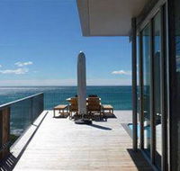 The Ocean Retreat - Lavinia