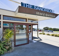 Sandridge Motel - Click Find