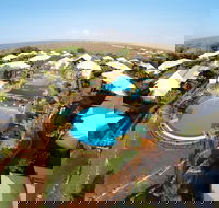 Oaks Cable Beach Resort - Click Find