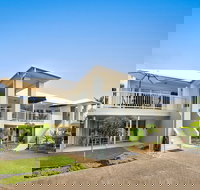 Noosa River Palms - Bet 4u