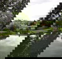 Bonney's Inn - Click Find