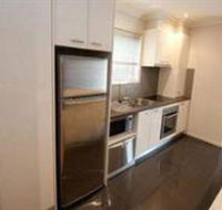 Executive Townhouse Ballarat - Bridge Guide