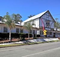 Canungra Hotel - Bet 4u