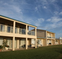Lakeview Motel Apartments - Click Find