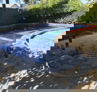 Travelway Motel - Bet 4u