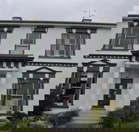 Portland Holiday Village - Bet 4u