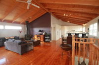 Pelican Sands Bed  Breakfast