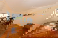 The Esplanade Kingston Beach - Beachfront