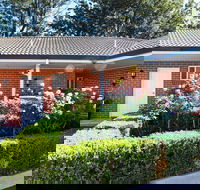 Akuna Motor Inn and Apartments - Click Find