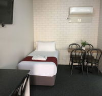 Atlas Motel - Click Find