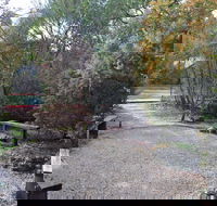Split Point Cottages - Click Find