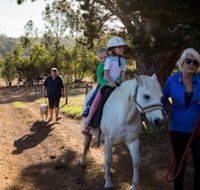Misty Valley Country Cottages - Click Find