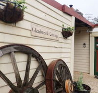 Glenbrook House and Cottage - Click Find