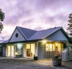 One Tree Bed  Breakfast - Click Find
