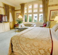 Simpson of Potts Point - Bridge Guide