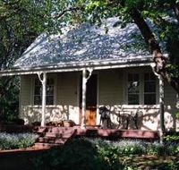 Elm Wood Cottages - Click Find
