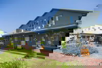 Dunsborough Beachouse YHA Hostel