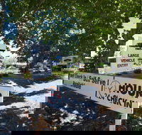 Castle Creek Motel - Click Find