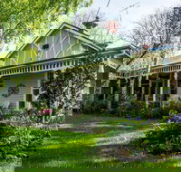 Heytesbury House - Click Find