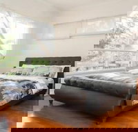 Eltham Retreat - Bet 4u