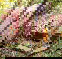 The Mouses House Rainforest Retreat - Click Find