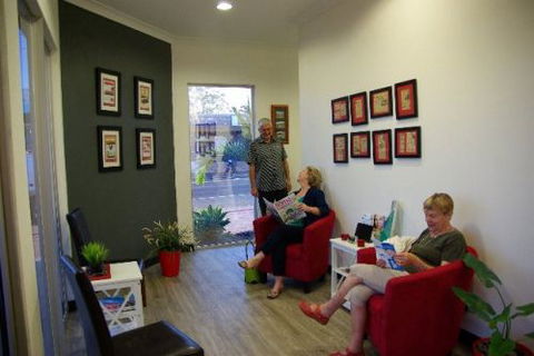 Dentures Clinic–Dr Paul Geeves Dental Prosthetist - Click Find 1