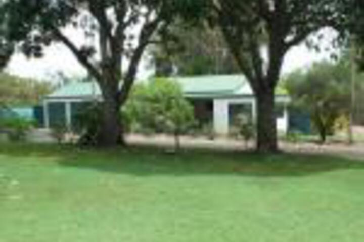 Kolonga QLD Click Find