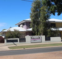 Emerald Western Gateway Motel - Who Is Search