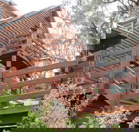 Warrenmang Winery  Resort - Click Find