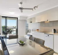 Oaks Mackay Carlyle Suites - Click Find
