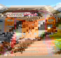 Ned Kelly's Motel - Lawyer Find