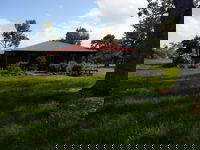 Dunsborough Rail Carriages  Farm Cottages