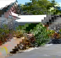 Annand Mews Serviced Apartments - Bet 4u