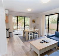 Bondi Beach Garden Apartment - Bet 4u