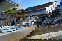 Ship Inn Motel