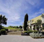 Caledonian Inn - Click Find