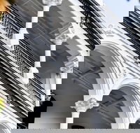 Hotel Challis Potts Point - Bridge Guide