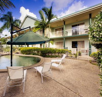 Shamrock Gardens Motel - Click Find