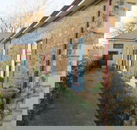 Blakes Manor Self Contained Heritage Accommodation - Click Find