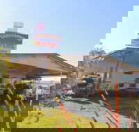 crossroads motel - Click Find