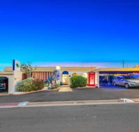 Bundaberg Coral Villa Motor Inn - Click Find