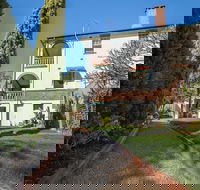 Cumquat House - Bet 4u