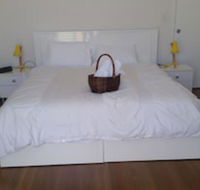 Wyatt Retreat - Click Find